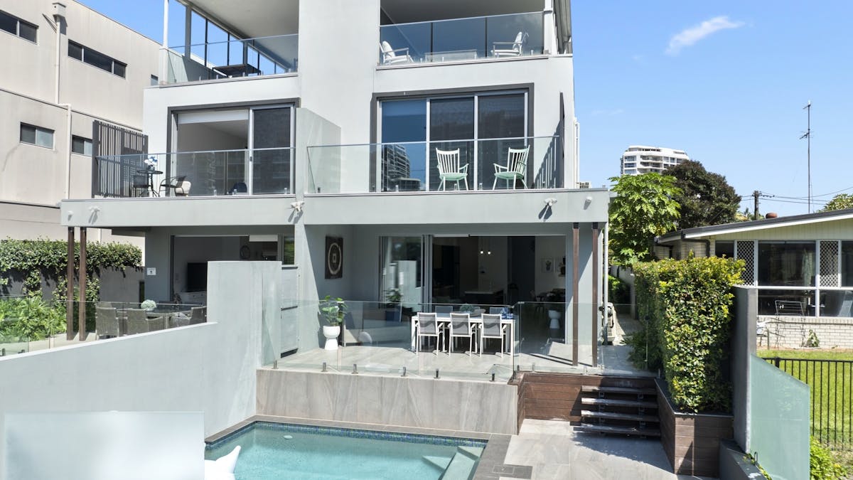 Plunge Pool