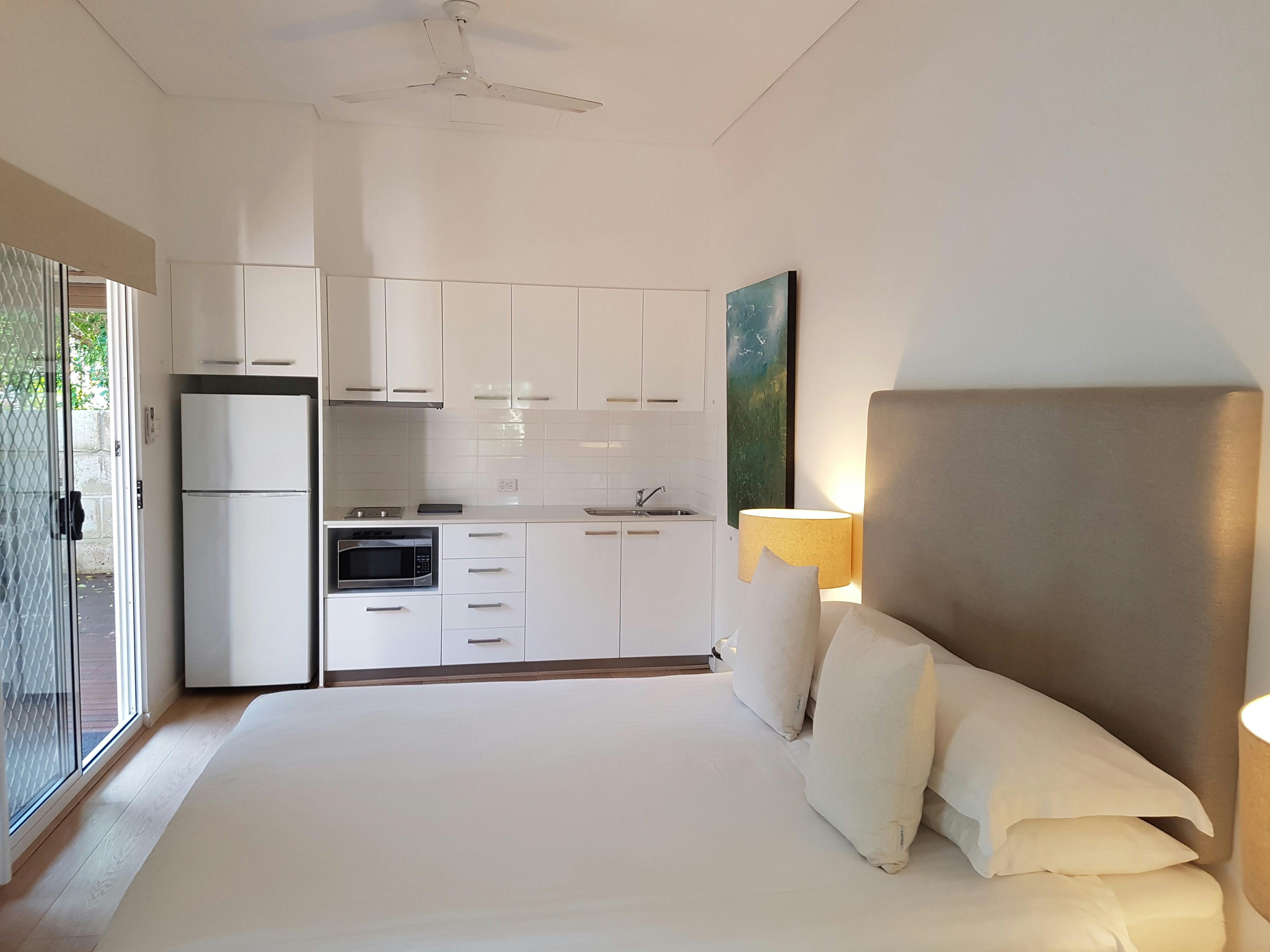 Self Contained Contemporary Studio