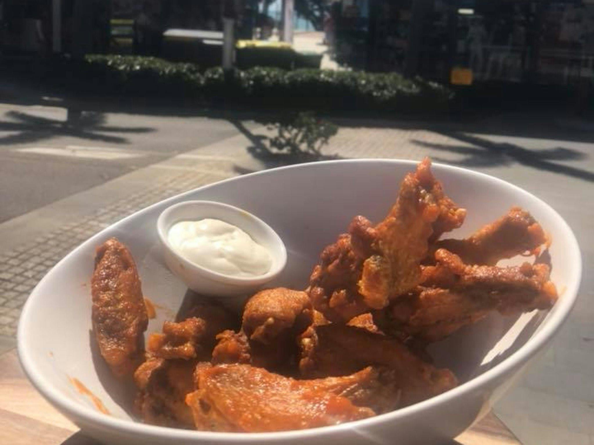 Hot & Spicy Chicken Wings