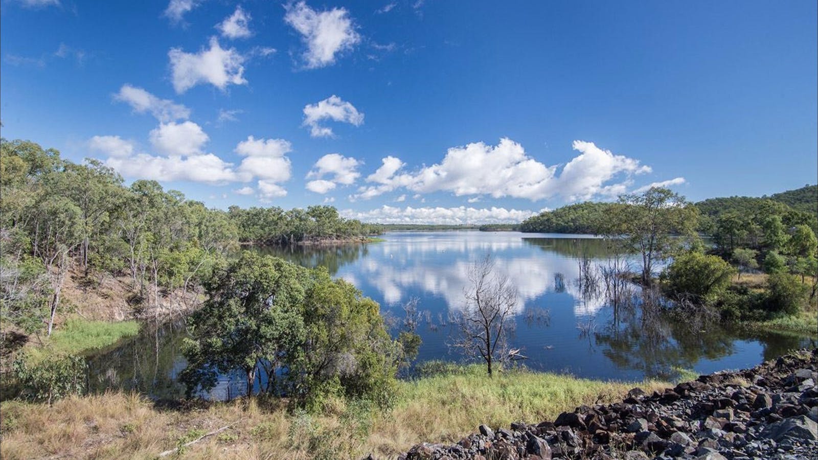 Lake Monduran
