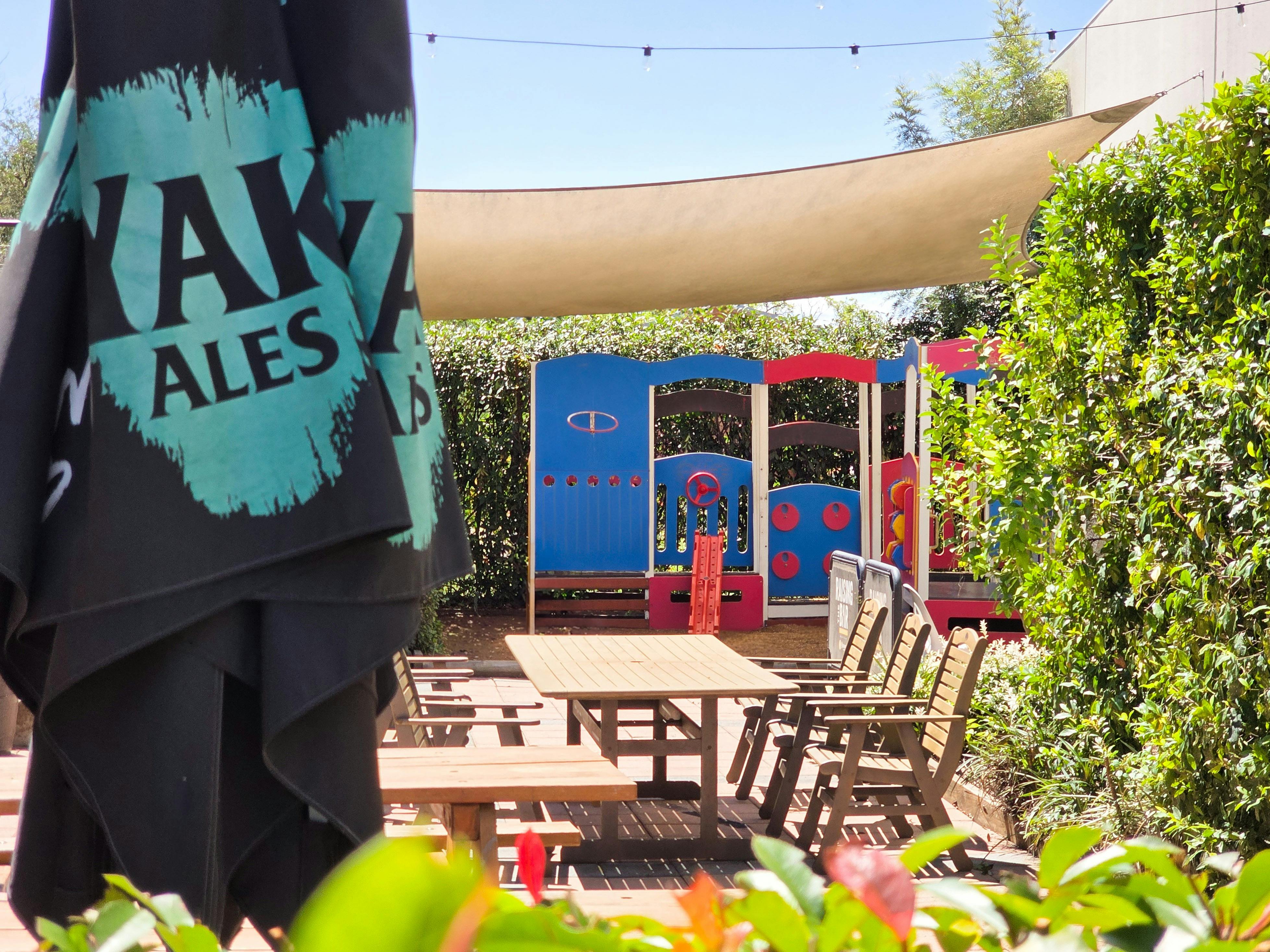 Cessnock Hotel, Hunter Valley, NSW - Courtyard