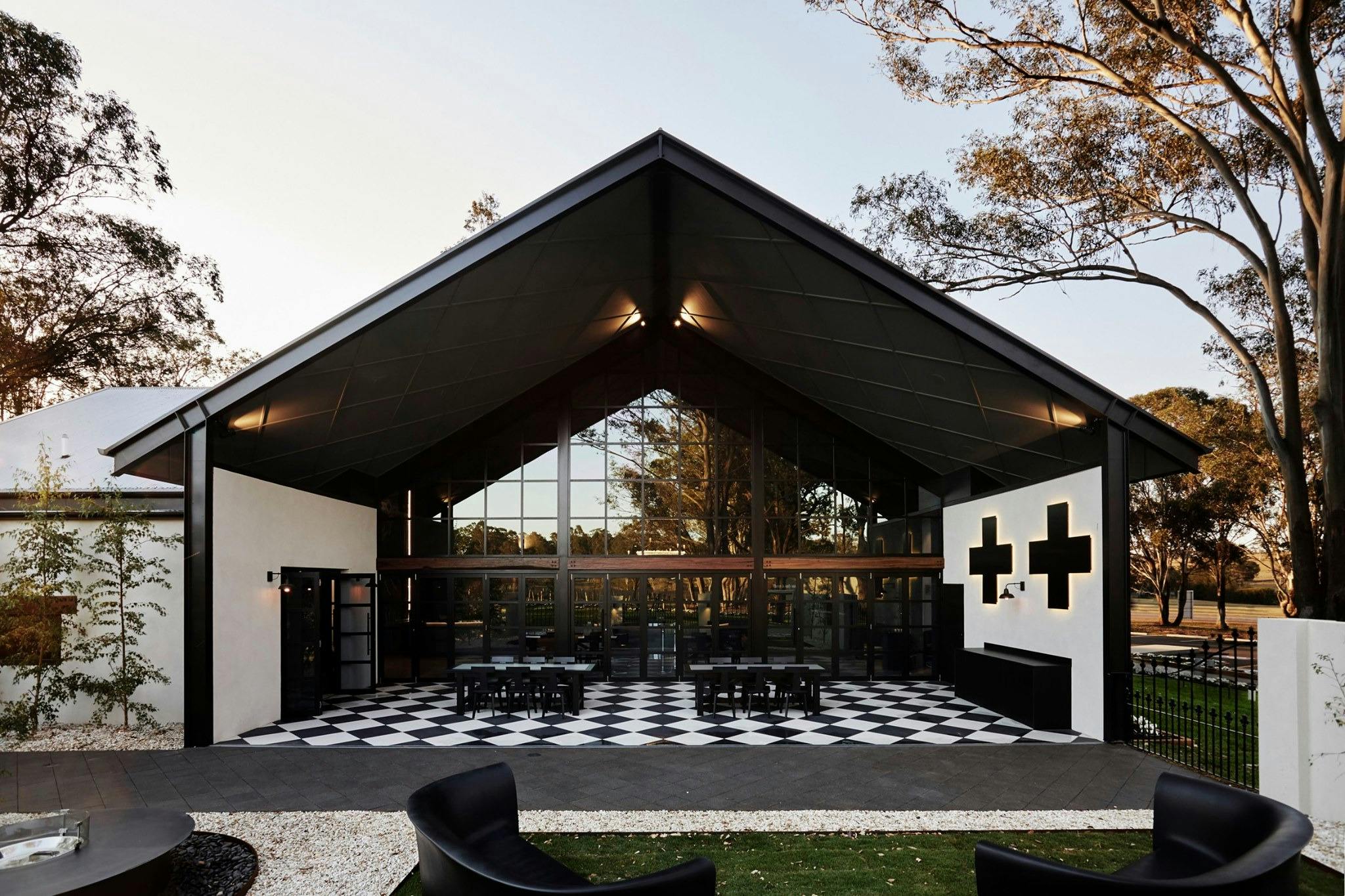 Quirky and unapologetically original. This Wine Tasting experince is a Show Stopper!