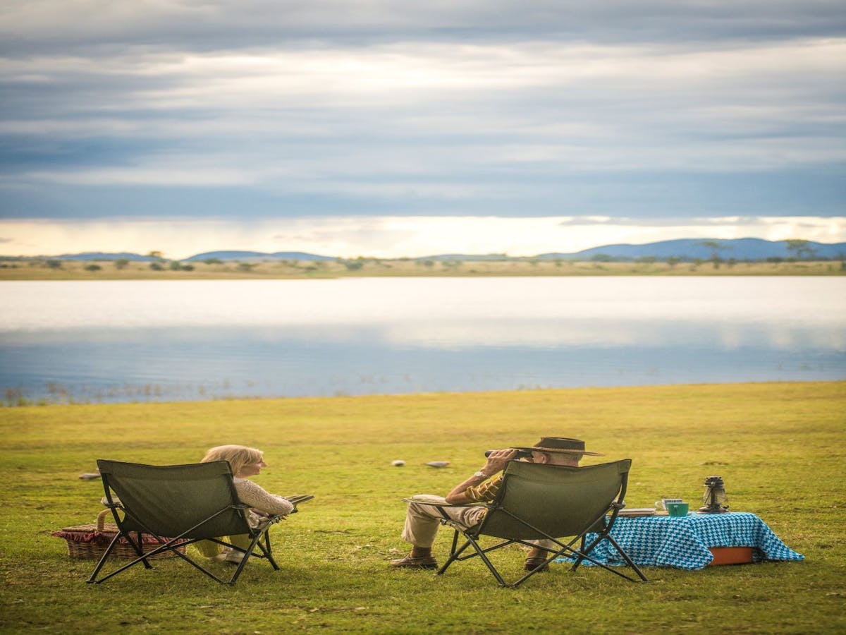Picnic by the lake