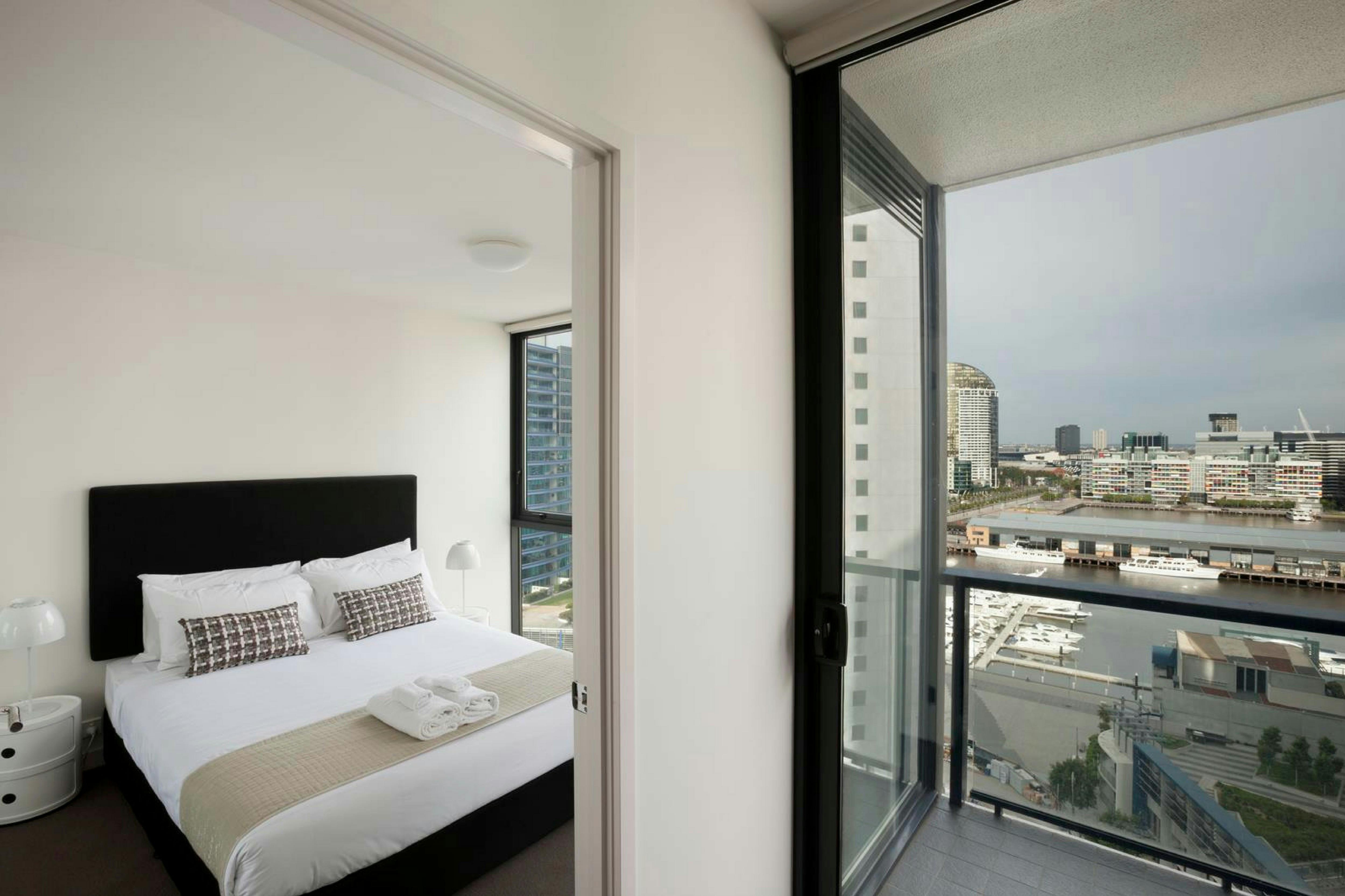 1-Bedroom Harbour View Apartment