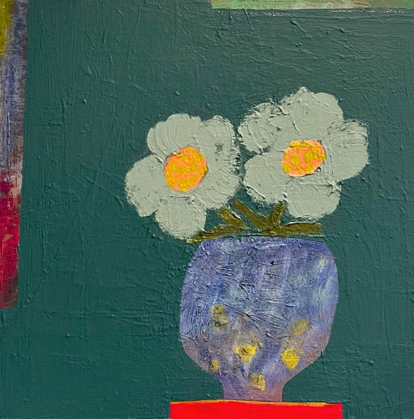 Holly Eva: The Art of Simplicity