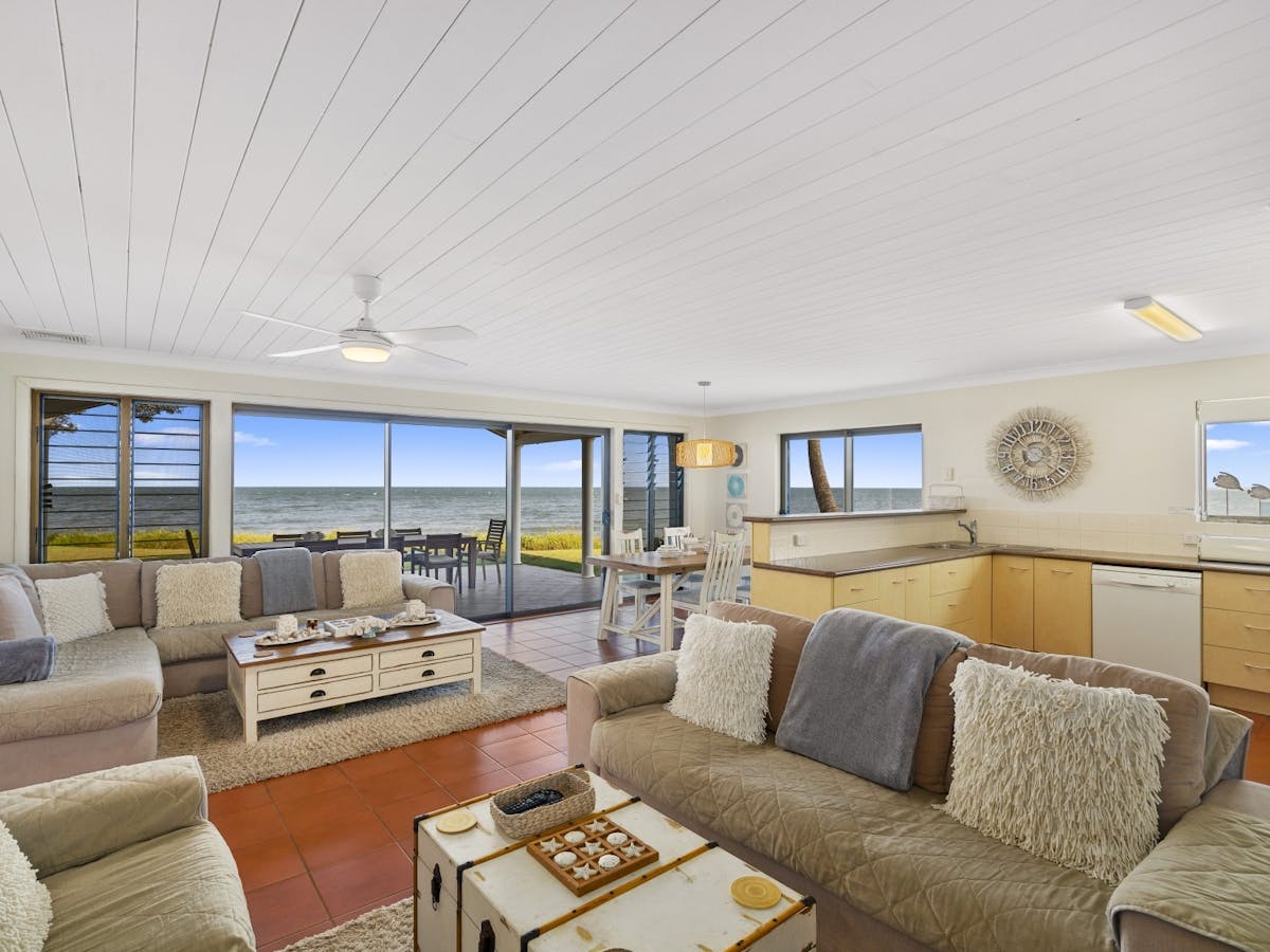 Holiday Hub Bribie Island - South East Queensland