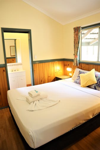 Loxton Hotel