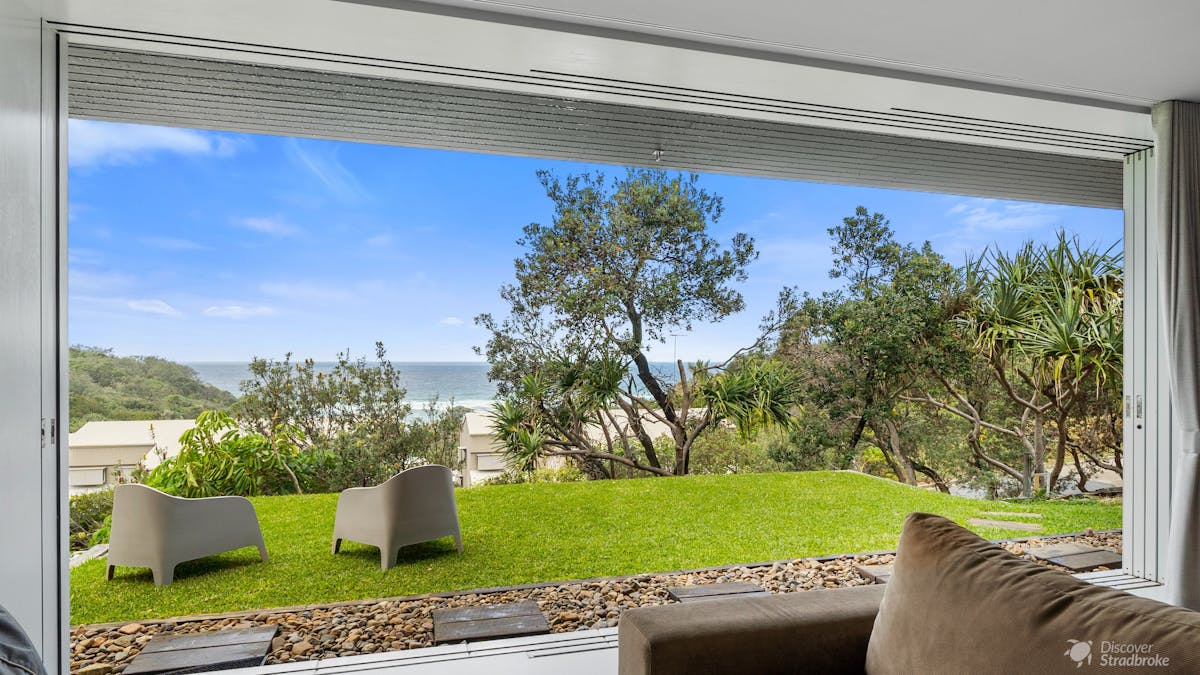 The Pod Straddie
