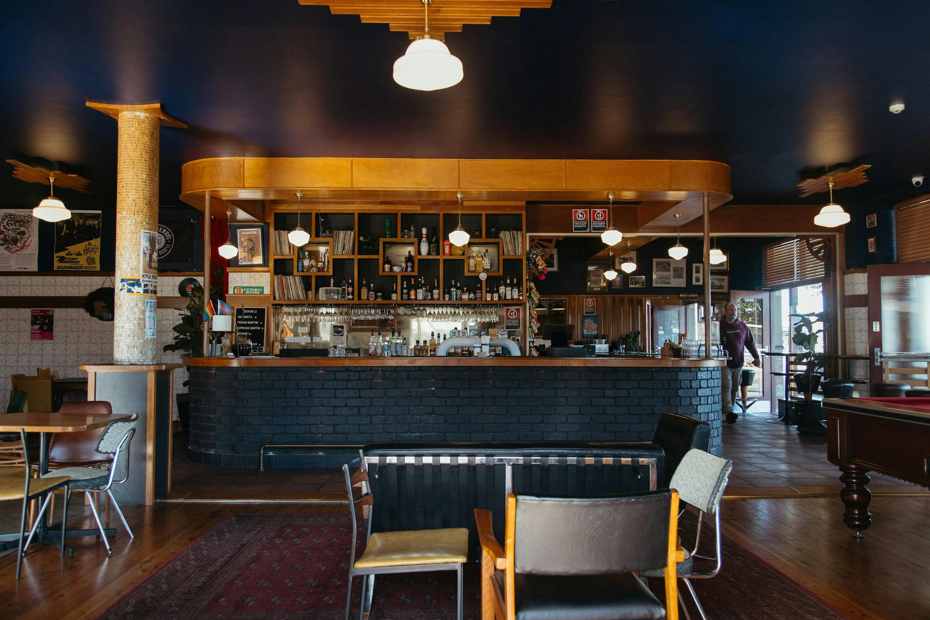 Dining area at The Oak Tighes Hill
