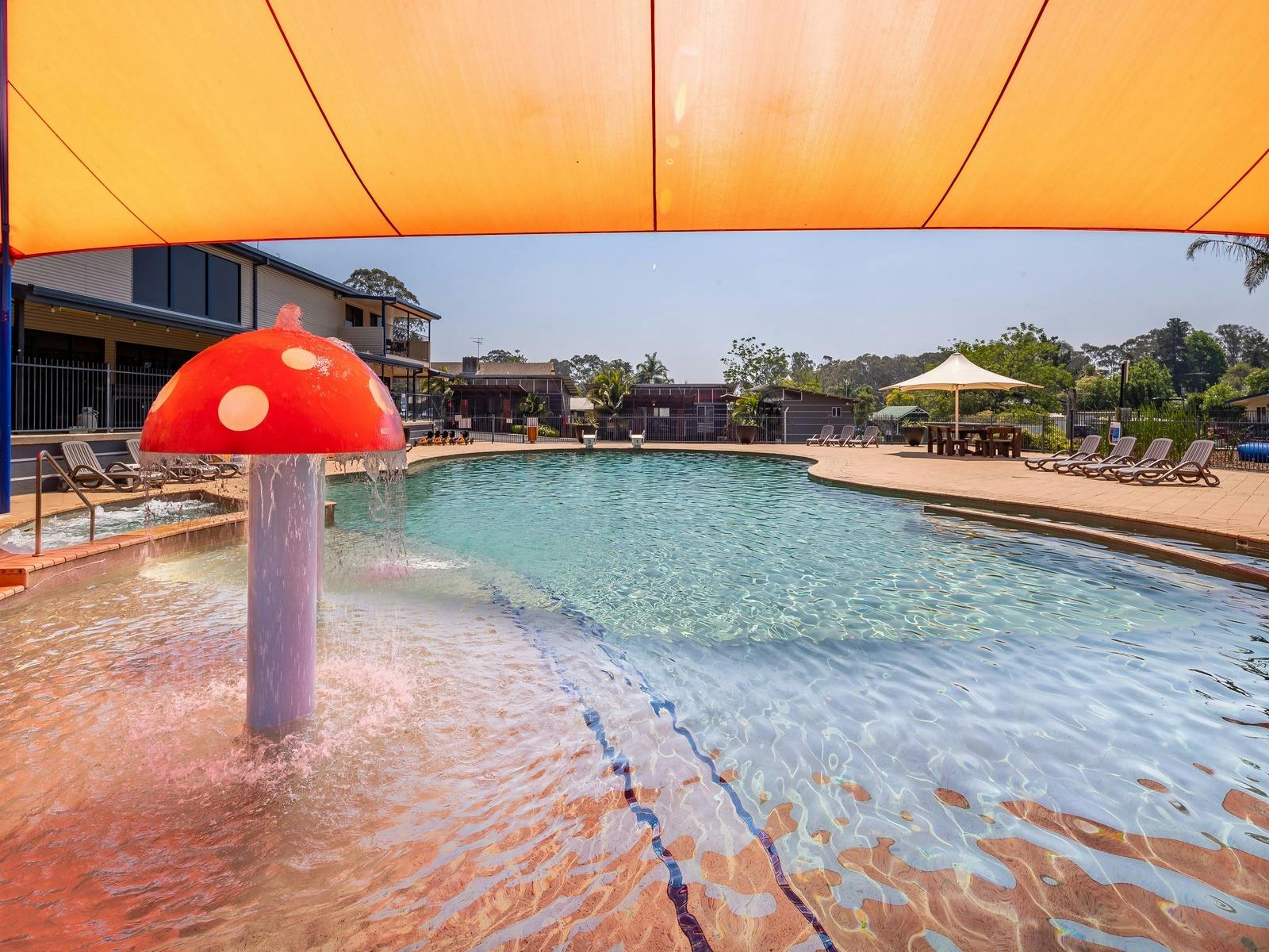 Ingenia Holidays Avina Pool