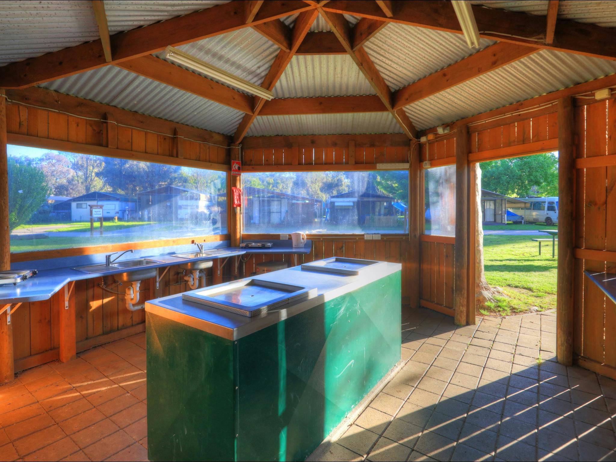 Yea Riverside Caravan Park Camp Kitchen