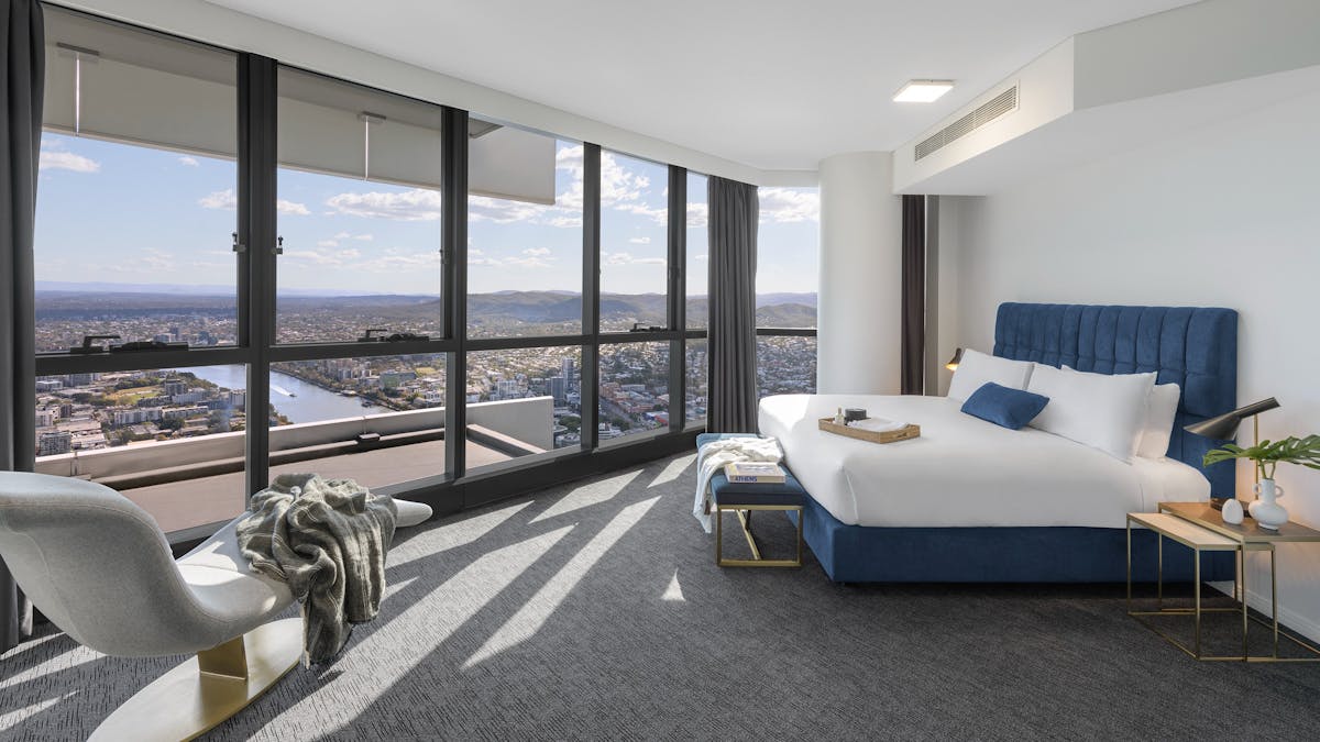 3 Bedroom South Bank Penthouse