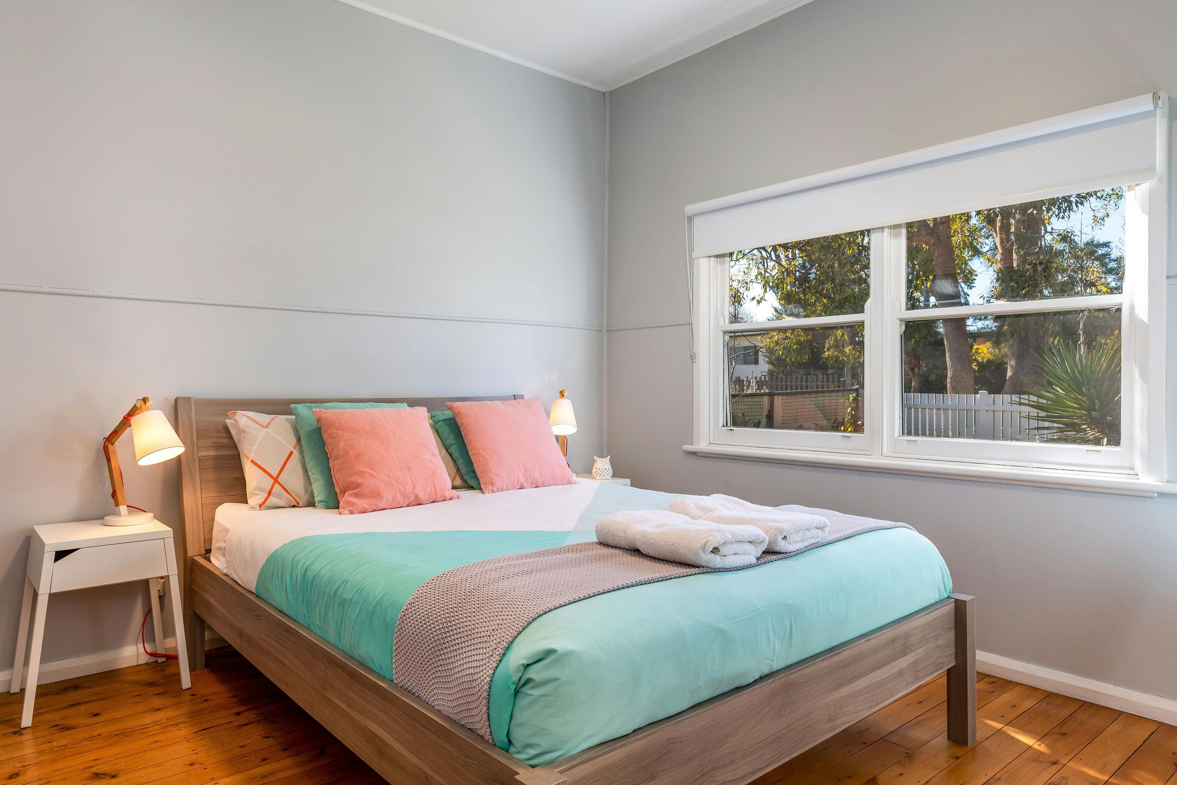 Bedroom with queen bed