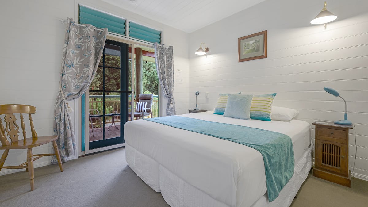Queen room at the Licuala Lodge
