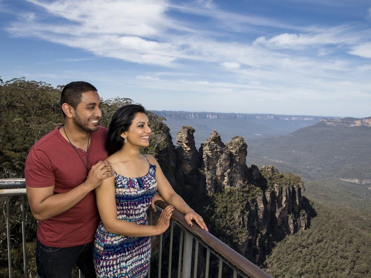 Blue Mountains, Echo Point Lookout of Three Sisters, James Horan, Destination NSW