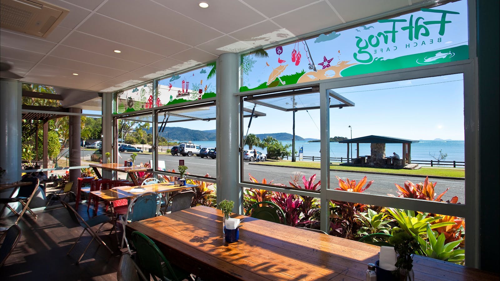 Fat Frog Beach Cafe