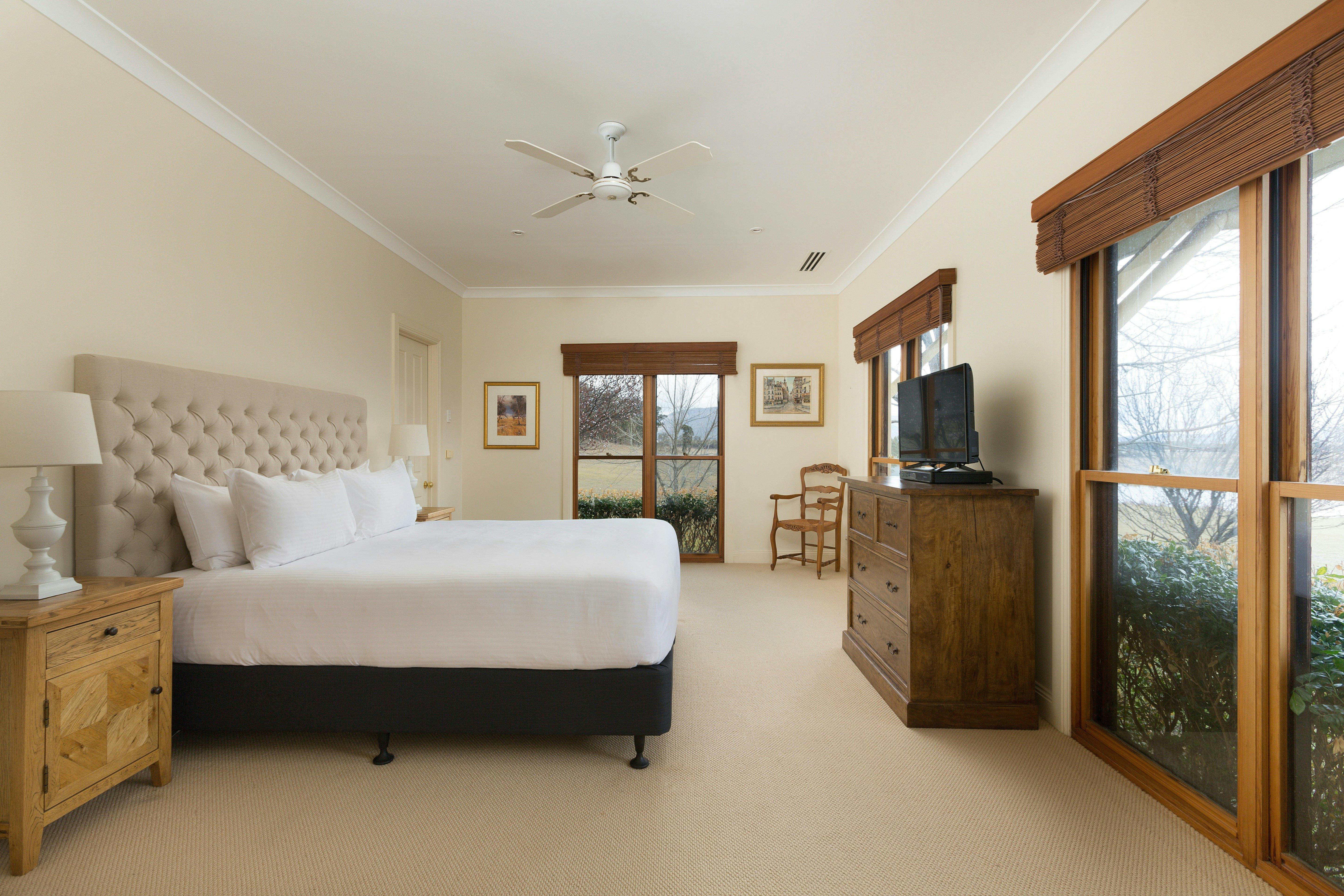 Binbilla Vineyard Estate - Bedroom