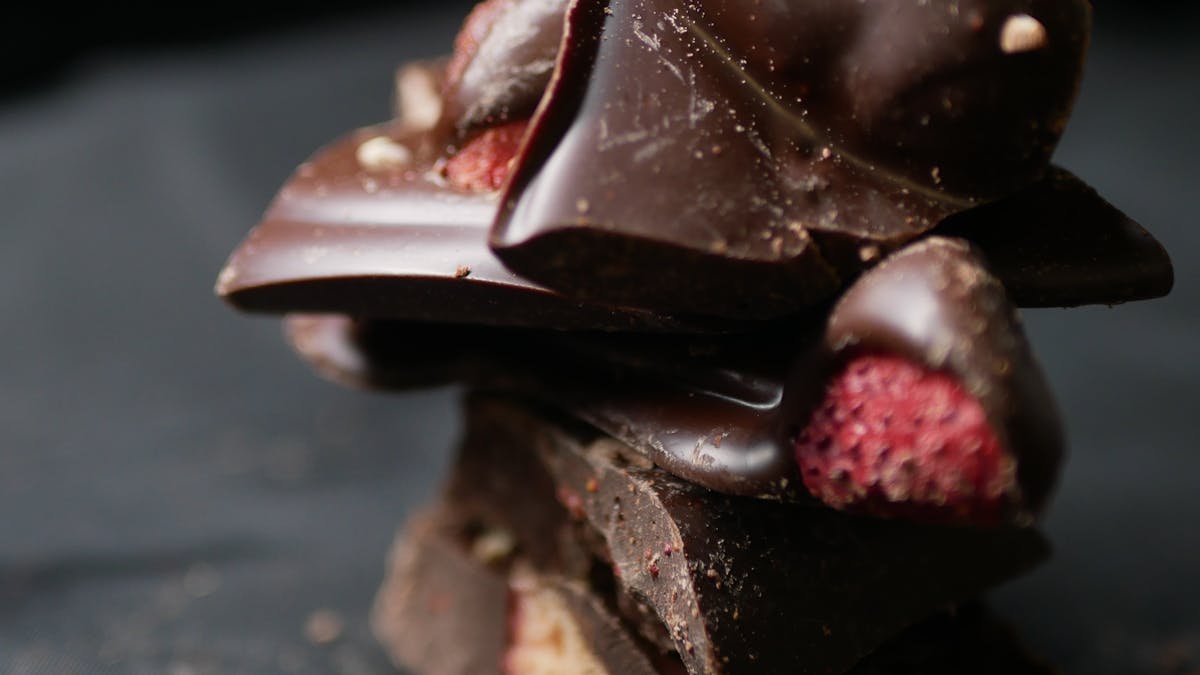 Strawberry & Pepper Bark
