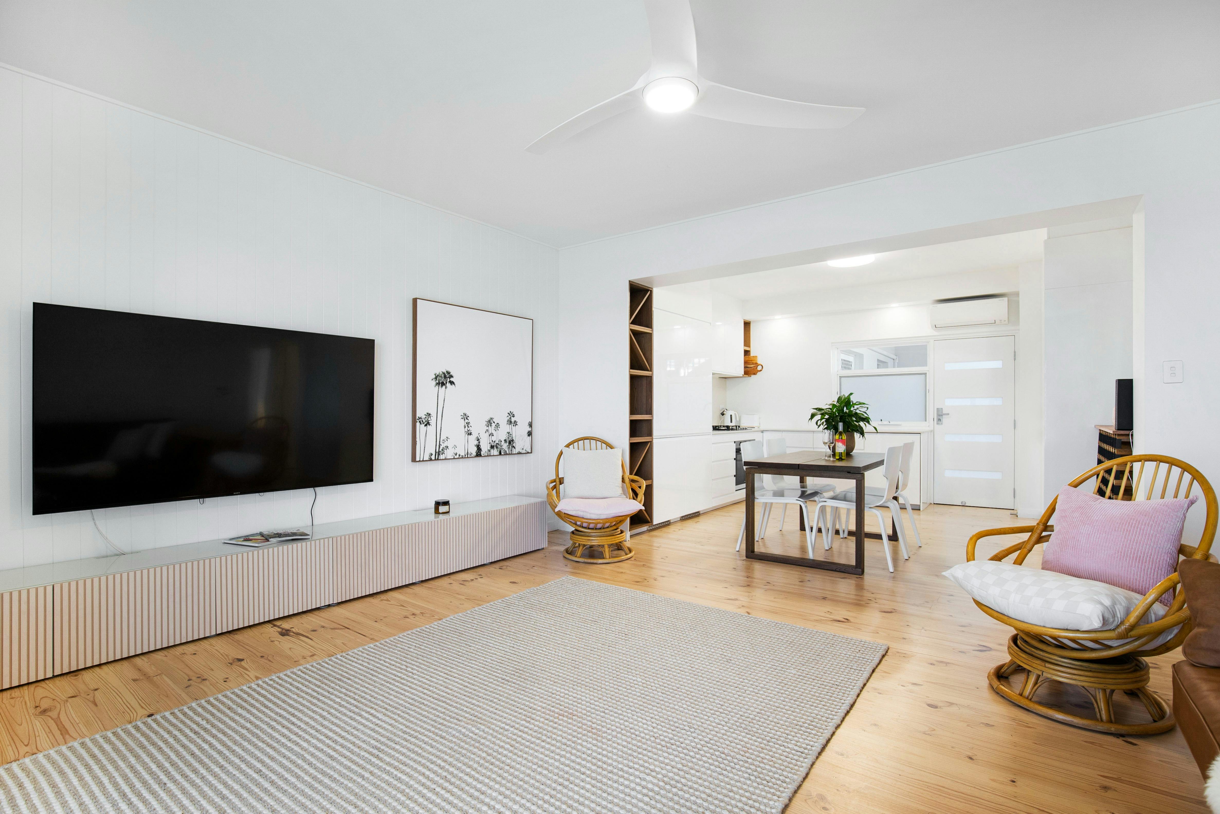 Luxury Beachfront Retreat