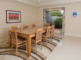 Monterey Waters 27B Port Lincoln Dining