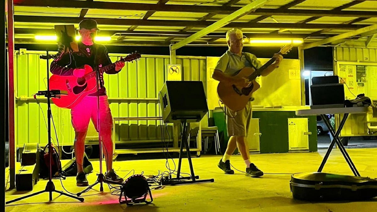 Live Music at Julia Creek Caravan Park Bush Dinner