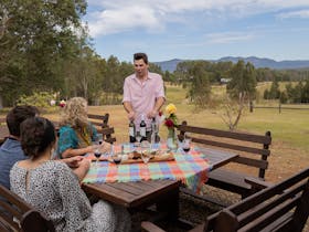 Hunter Valley, private wine tour, wineries, breweries, cheese, chocolate, restaurants