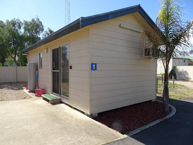 Moonta Bay Cabins Cabin 1
