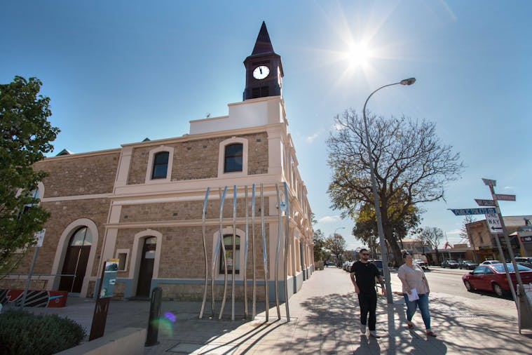 Murray Bridge Town Hall