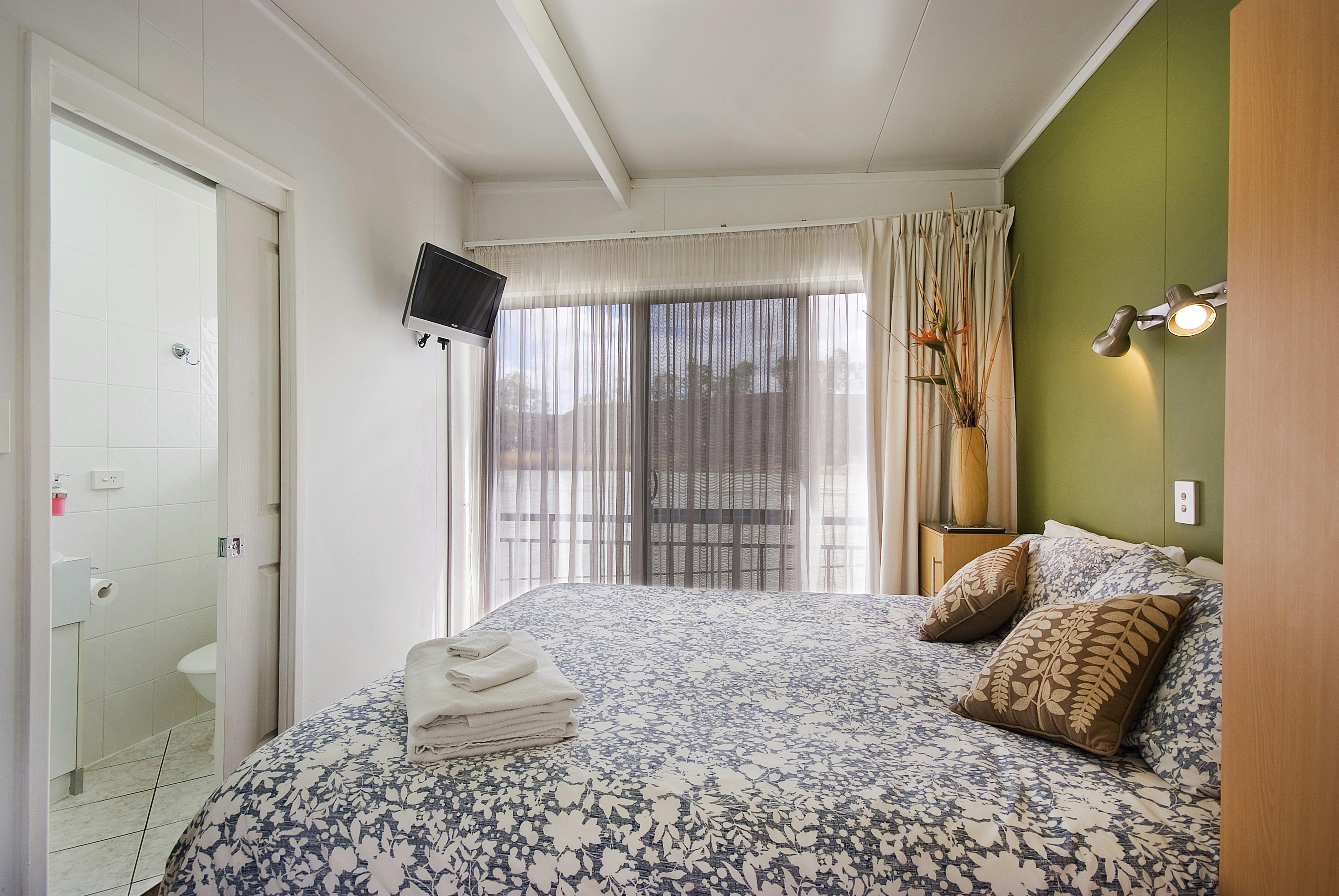 Dream Weaver Bedroom with ensuite