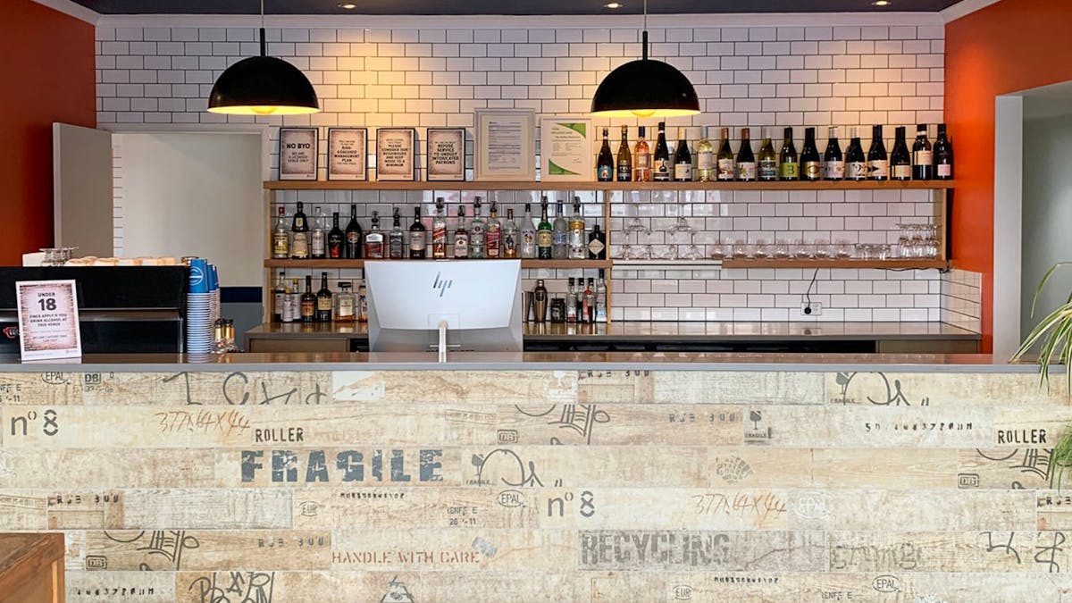 Bar