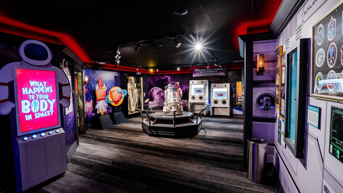 Space Gallery