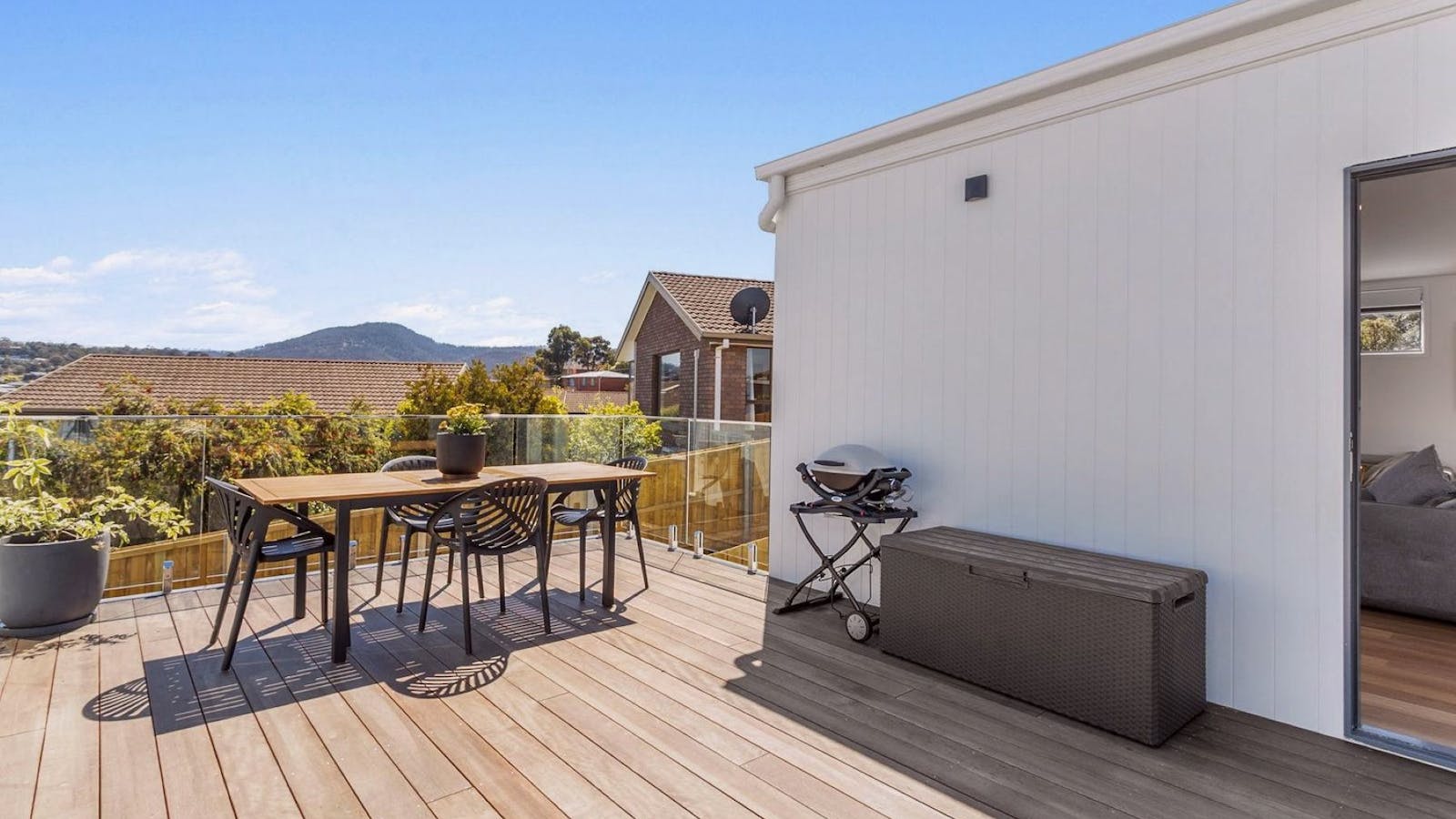 Fantastic Deck with BBQ