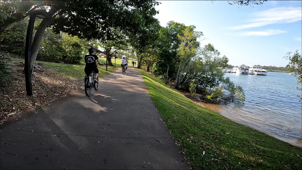 That Holiday Feeling: Guided e-Bike Escape