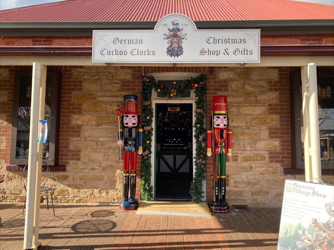 Adelaide Hills and Hahndorf Hideaways - Small Group Tour - Seafor...