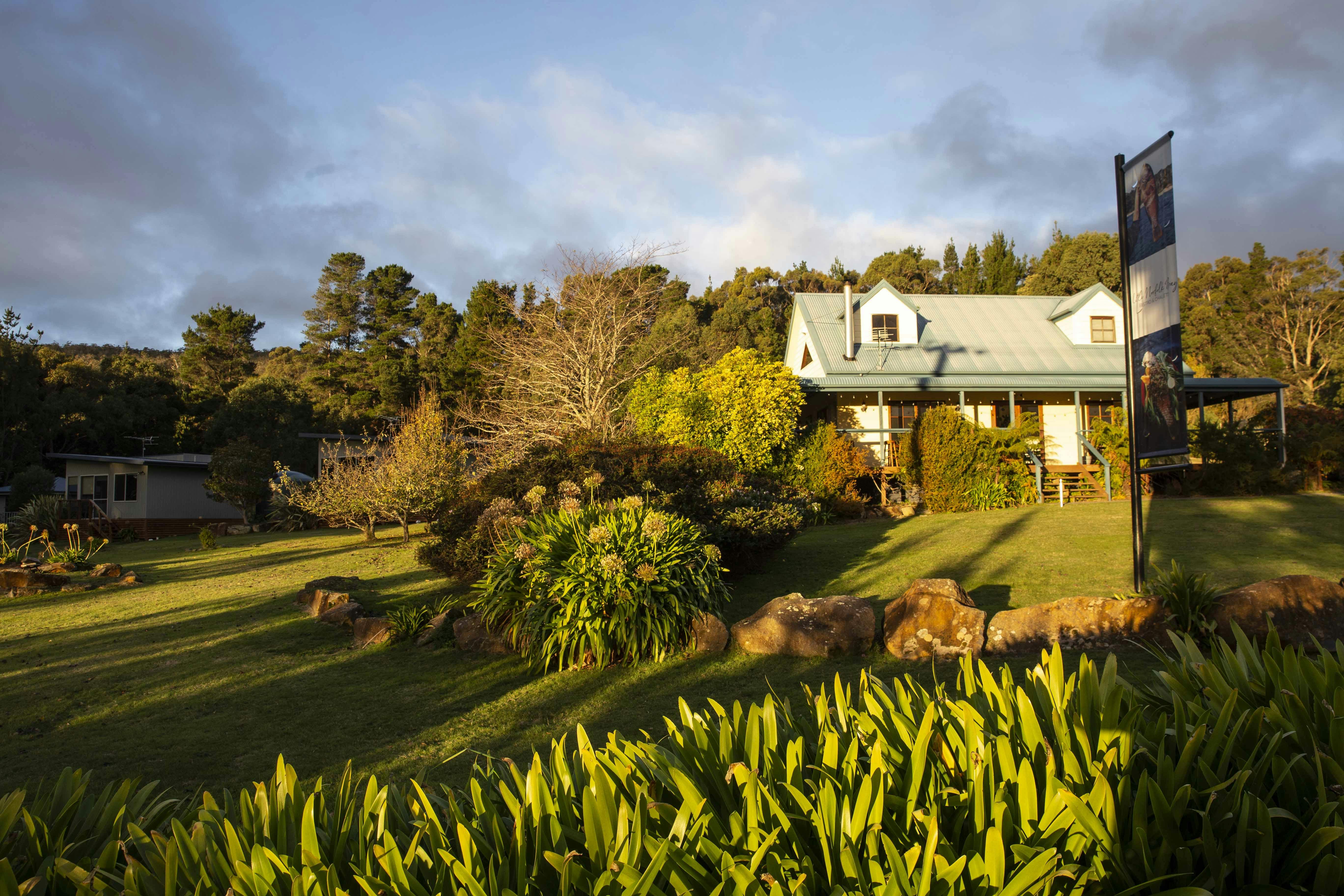 Dine and Stay image