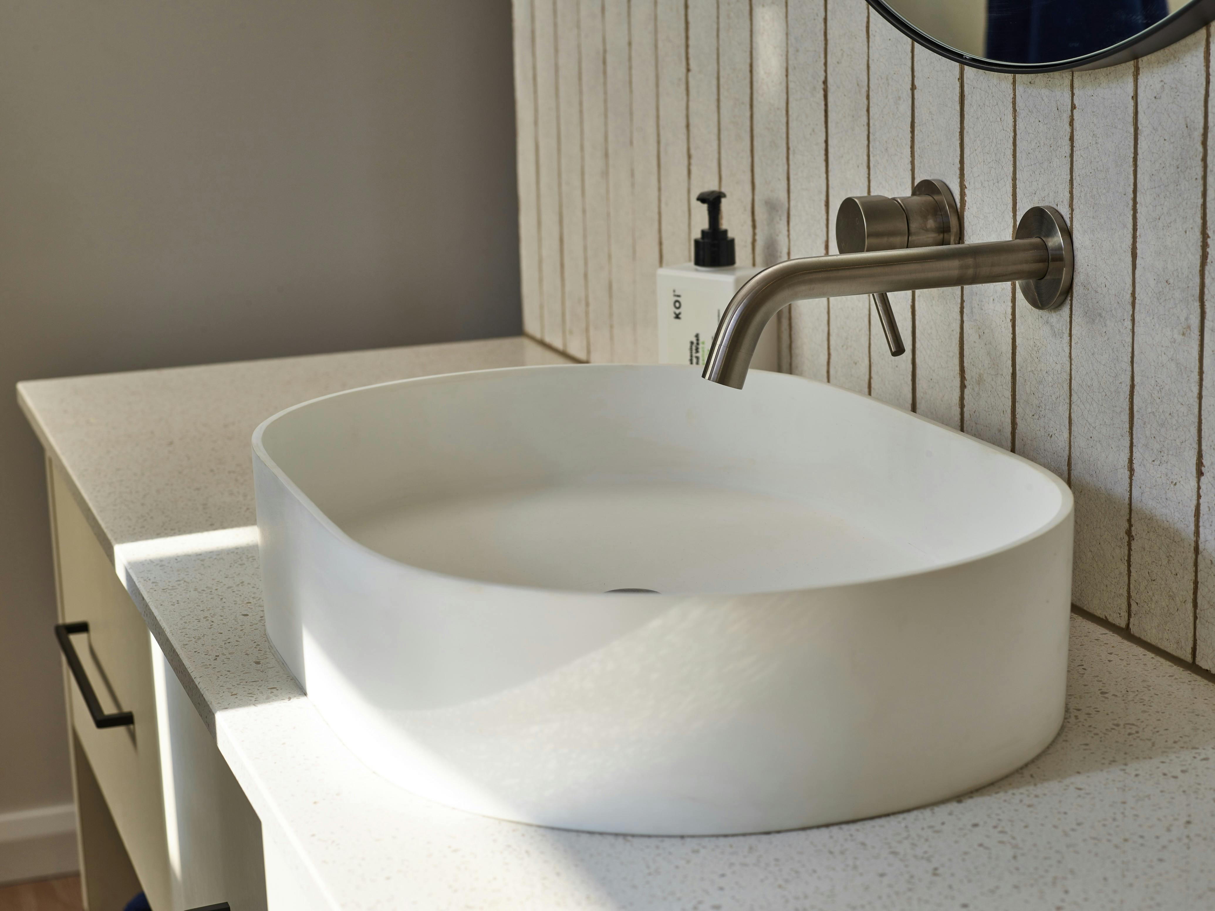 Bathroom sink