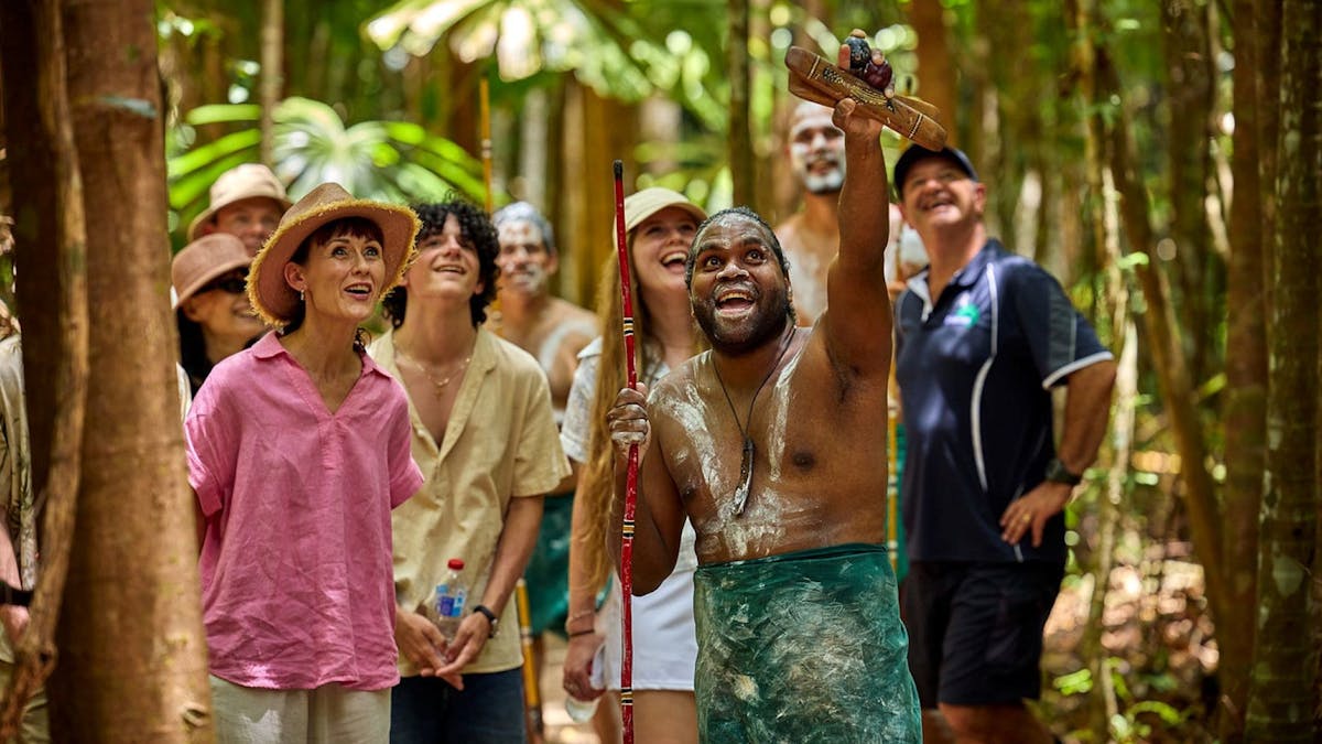 Magus spots a significant tree sharing a entertaining story on the Dreamtime trail