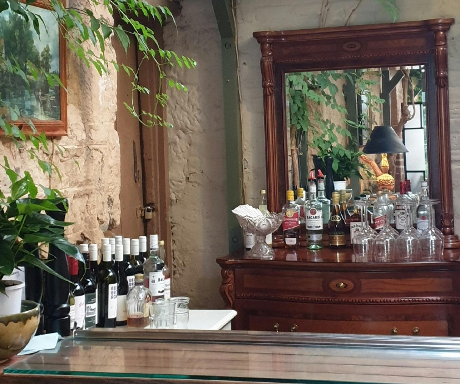 The Snowy Mountains Travellers Rest