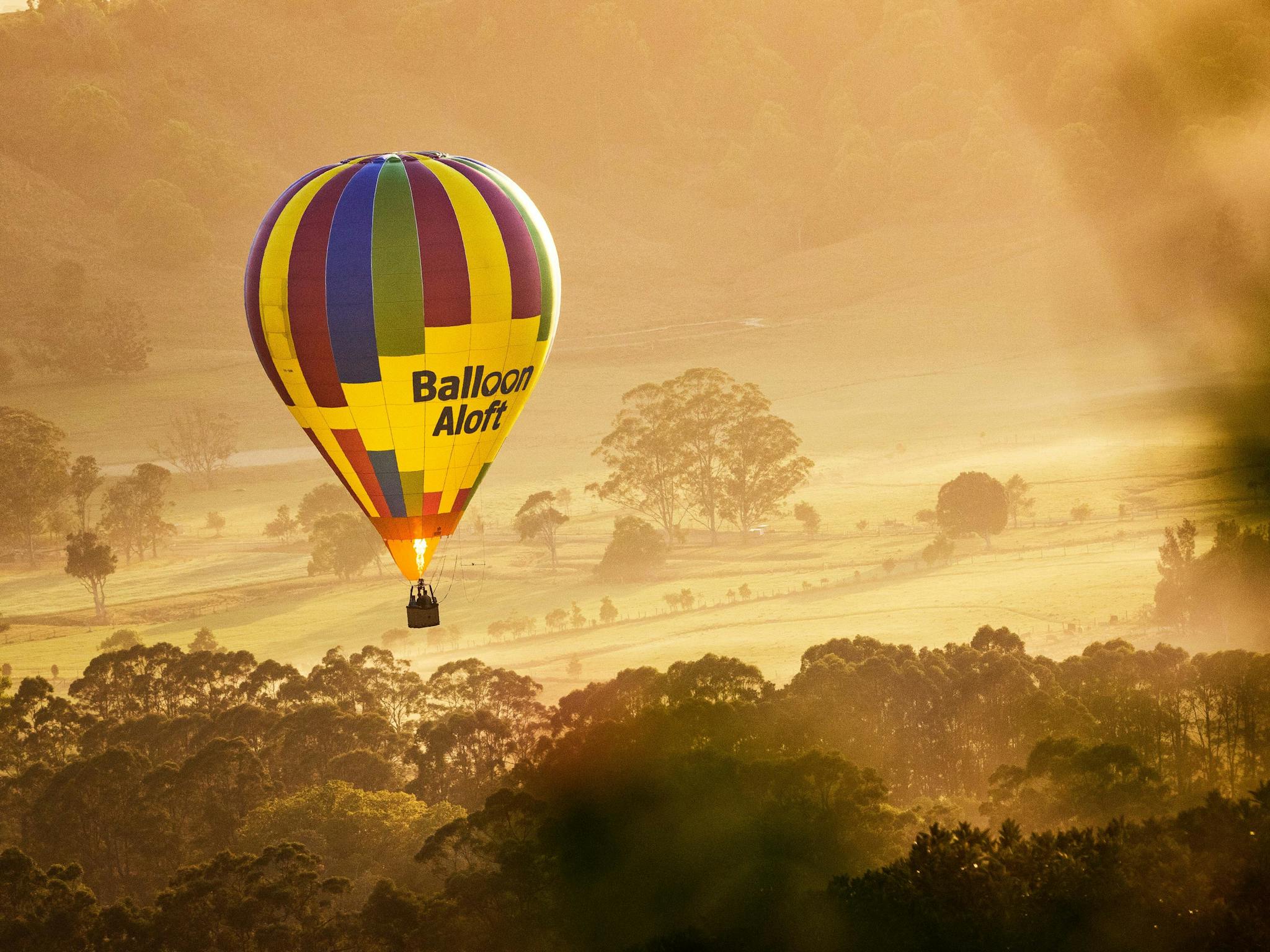 Sunrise Balloon Aloft flight at Byron Bay