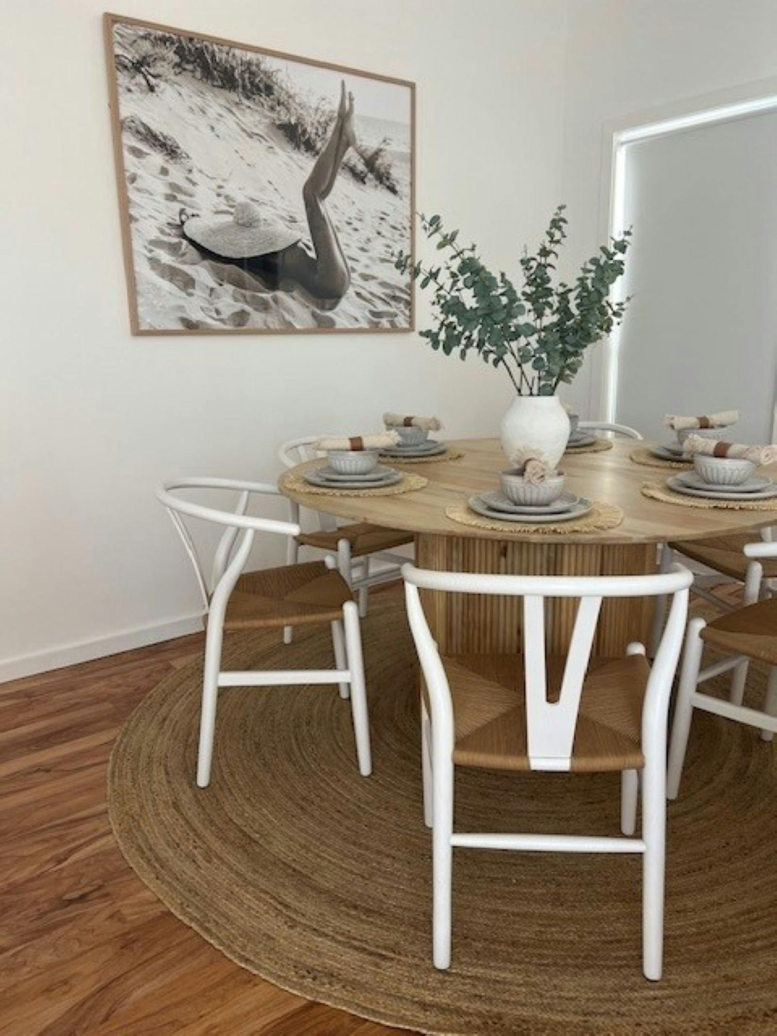 6 place setting round dining table and chairs