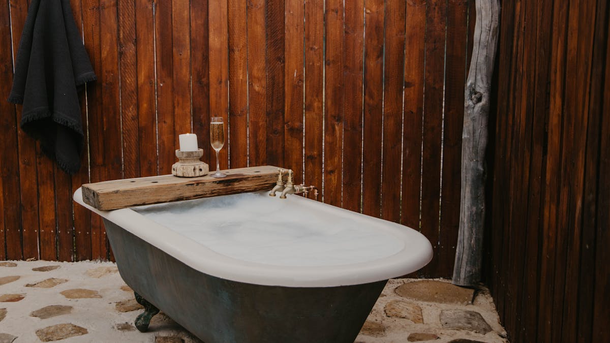 outdoor bath