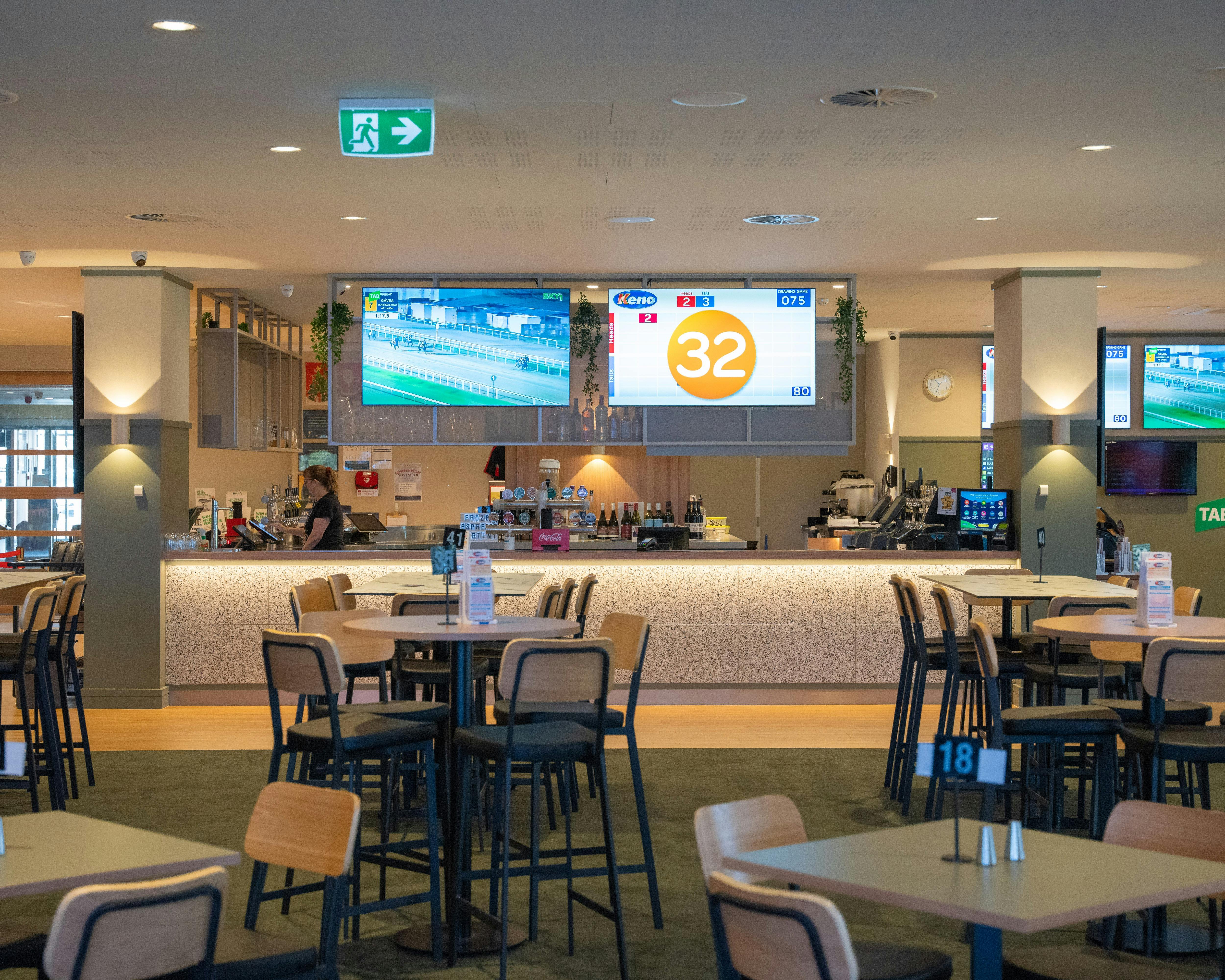 Para Hills Community Club