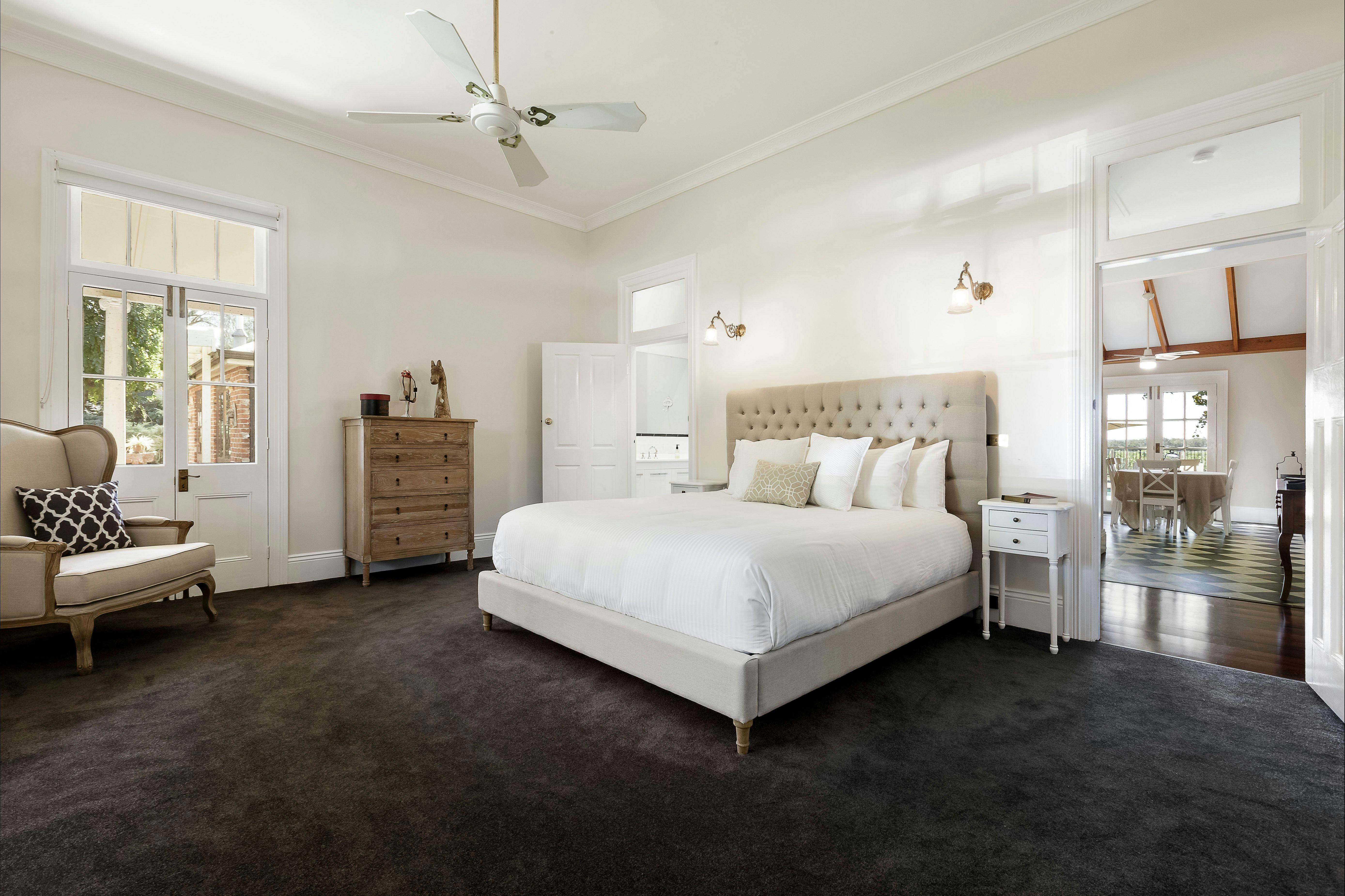 マスターベッド