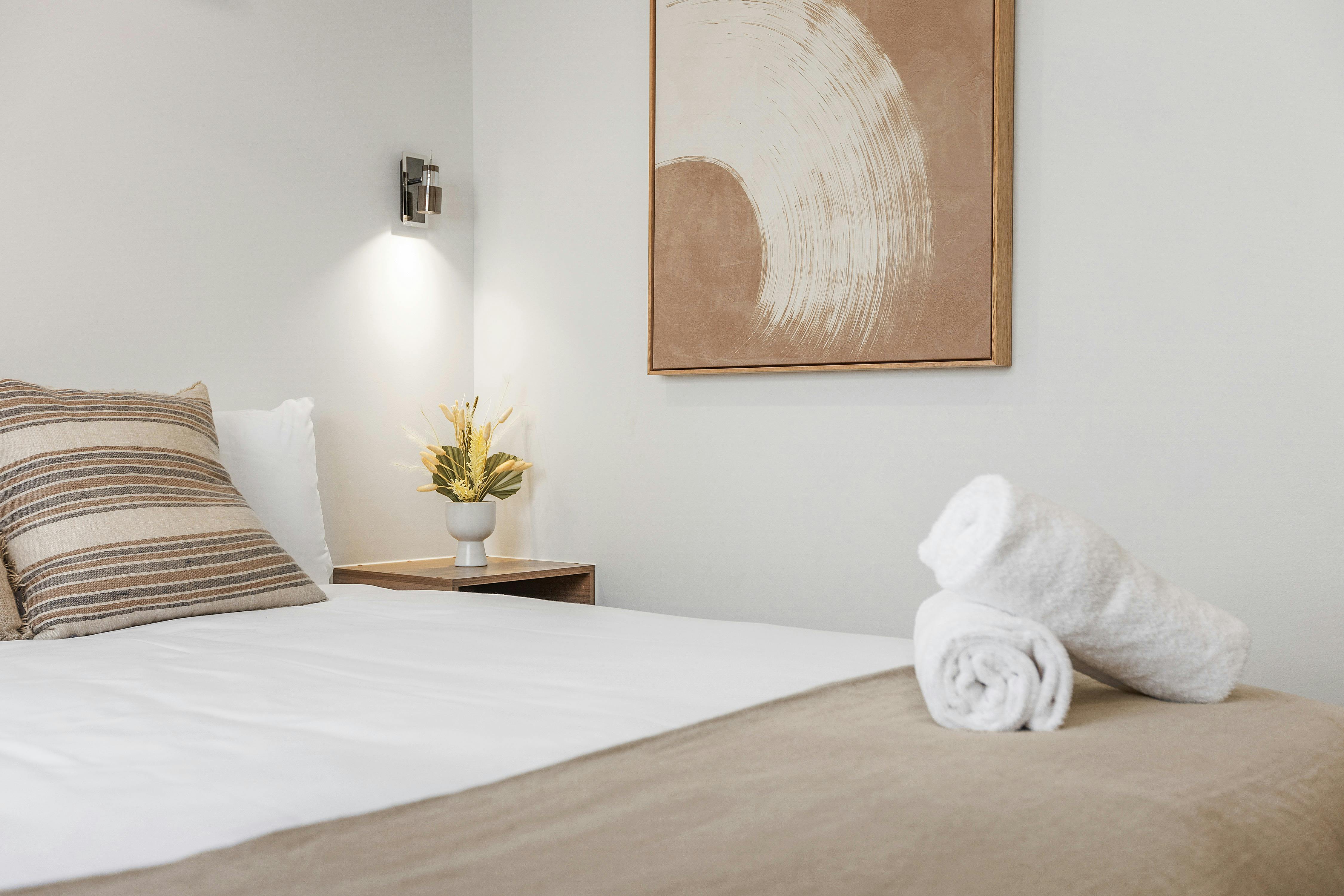 Premium Three Bedroom Townhouse - Bedroom | Tasman Holiday Parks - Bright