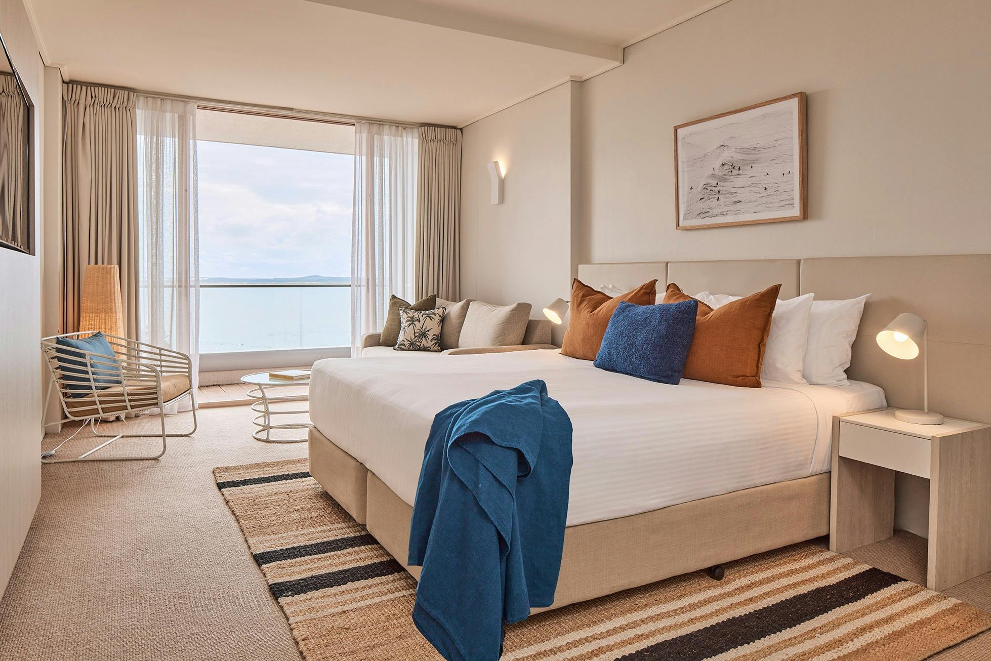 Superior-Zimmer mit Kingsize-Bett und Meerblick