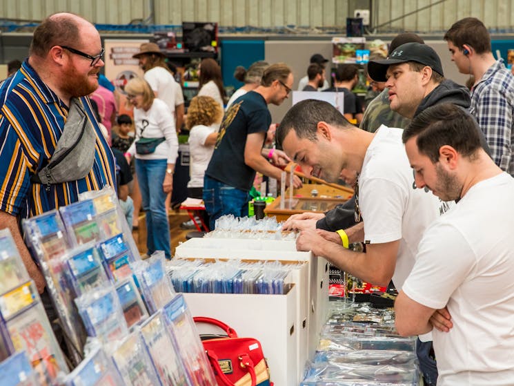 Attendees hunt for comics at Collector Con