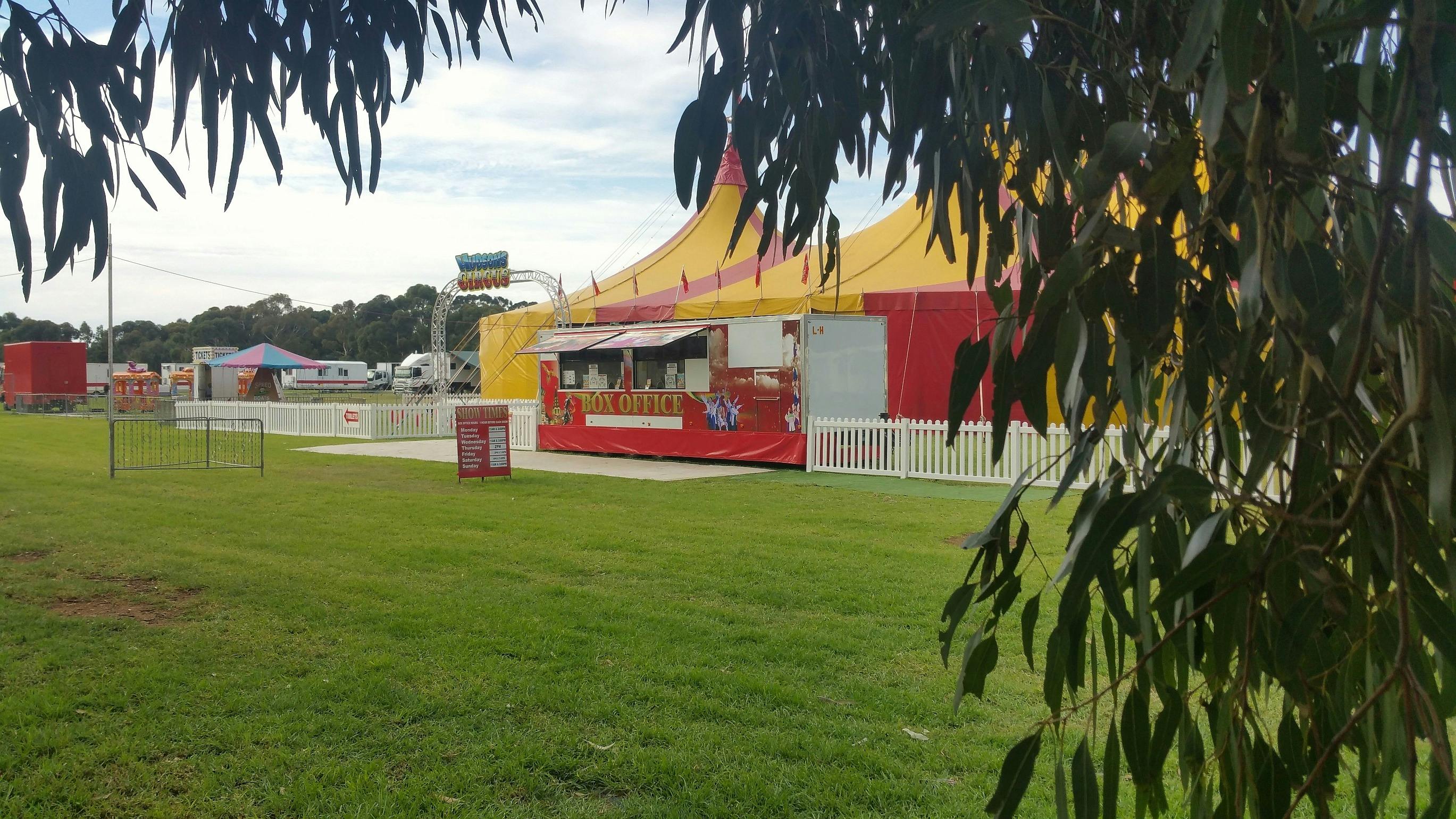 A visiting circus in Bonython Park / Tulya Wardli (Park 27)