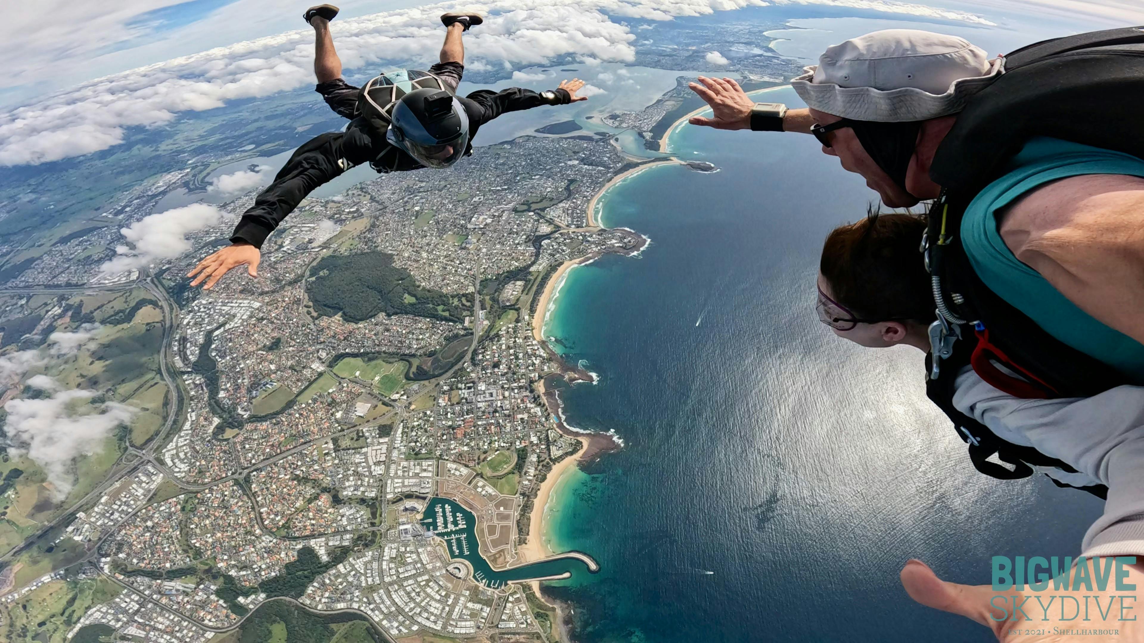雪梨跳傘