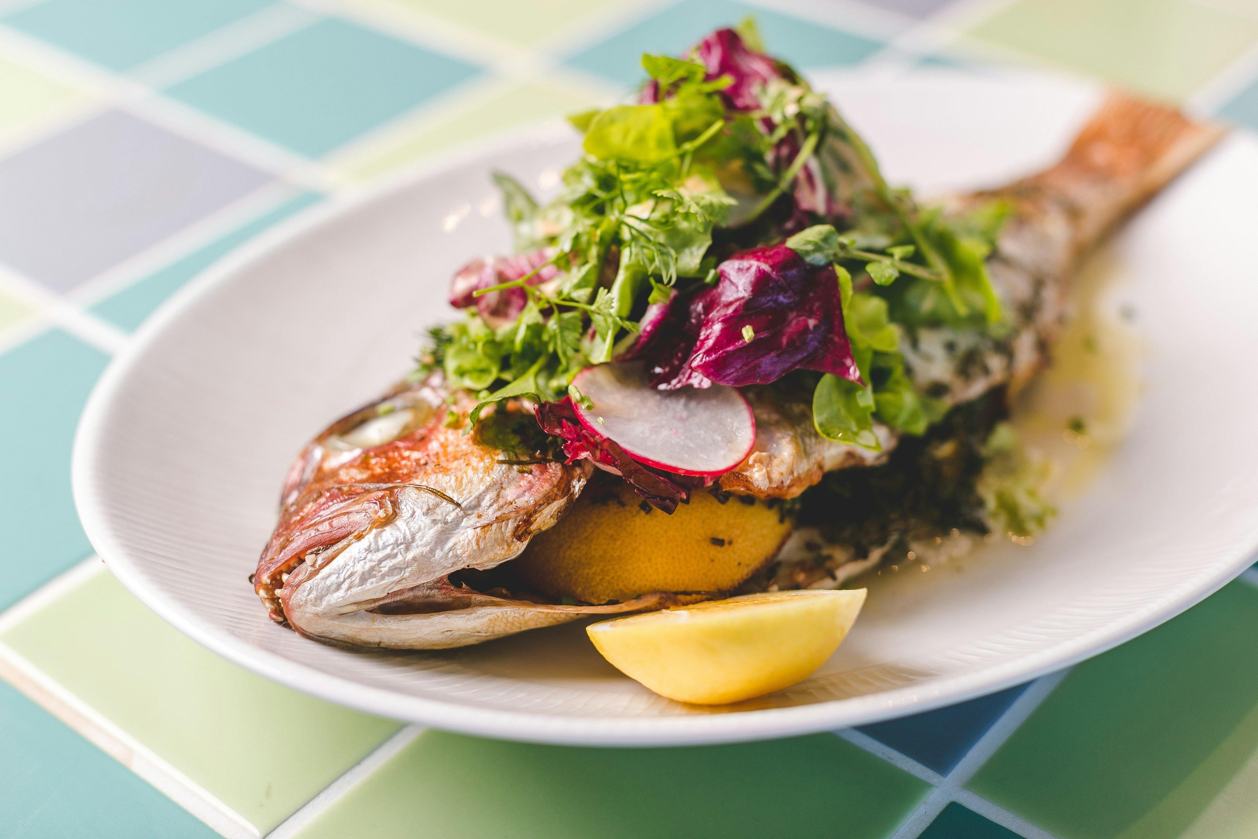 Boathouse bar and restaurant