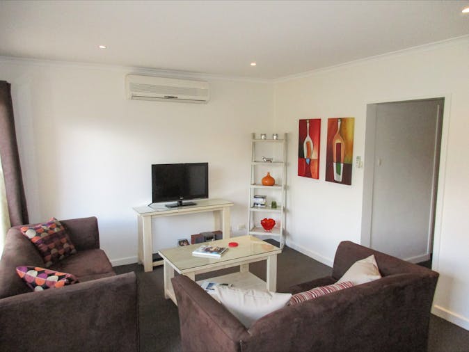 Grenache Apartment